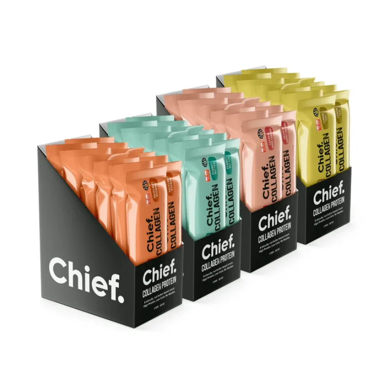 Chief Collagen Proteinriegel Sparpaket mit vier Geschmacksrichtungen in schwarzer Verkaufsbox – Low Sugar, 16 g Protein pro Riegel
